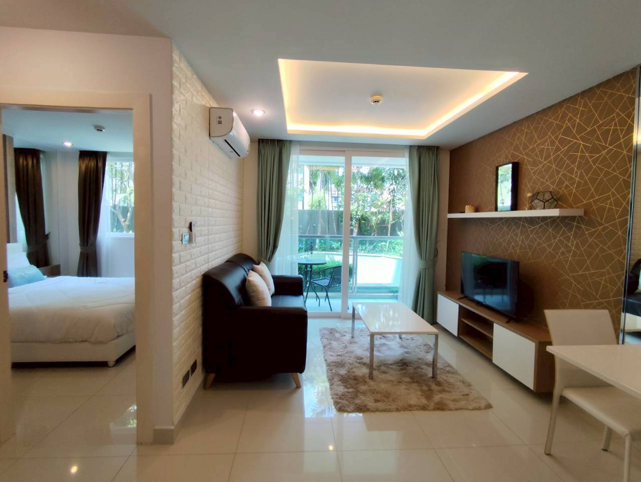 🏖 Pool Access Condo for Sale and for Rent – Amazon Residence, Jomtien thumbnail