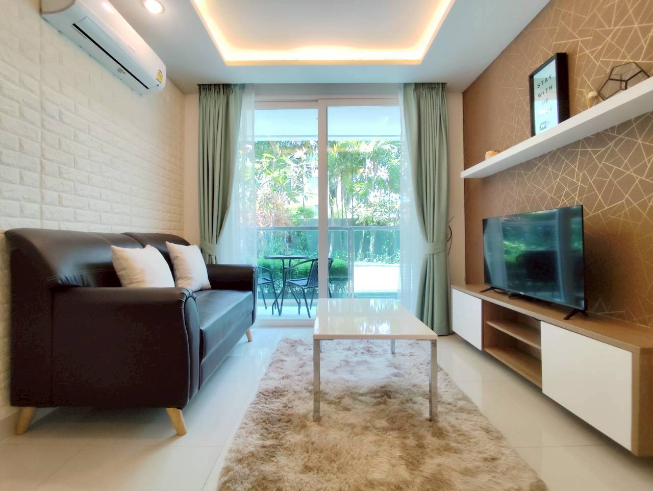 🏖 Pool Access Condo for Sale and for Rent – Amazon Residence, Jomtien thumbnail