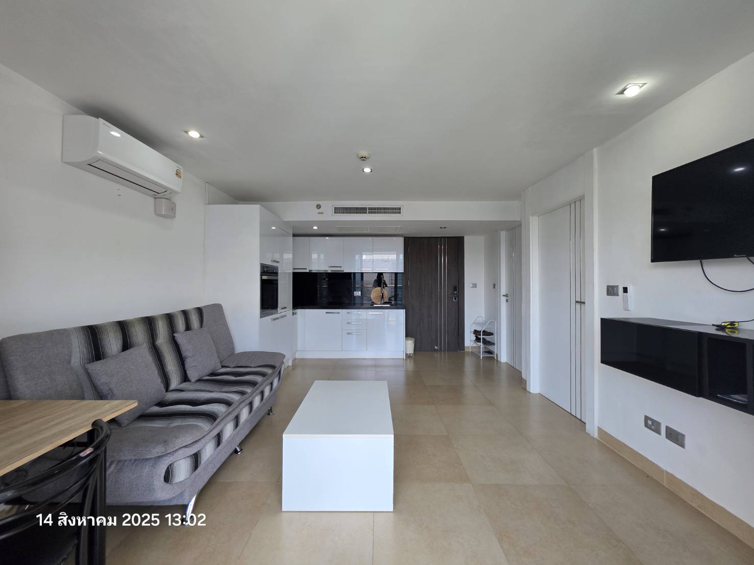 Centara Azure Pattaya – Pool View 1-Bedroom Condo for Sale in Central Pattaya thumbnail