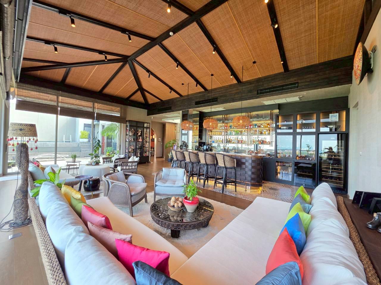 Elevated Life in a Natural Setting - Rare Penthouse in Bangsaray thumbnail