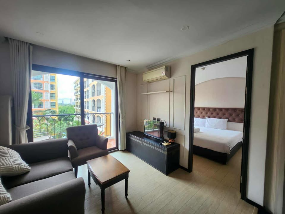 Resort Style Living - Venetian Signature Resort, Jomtien thumbnail