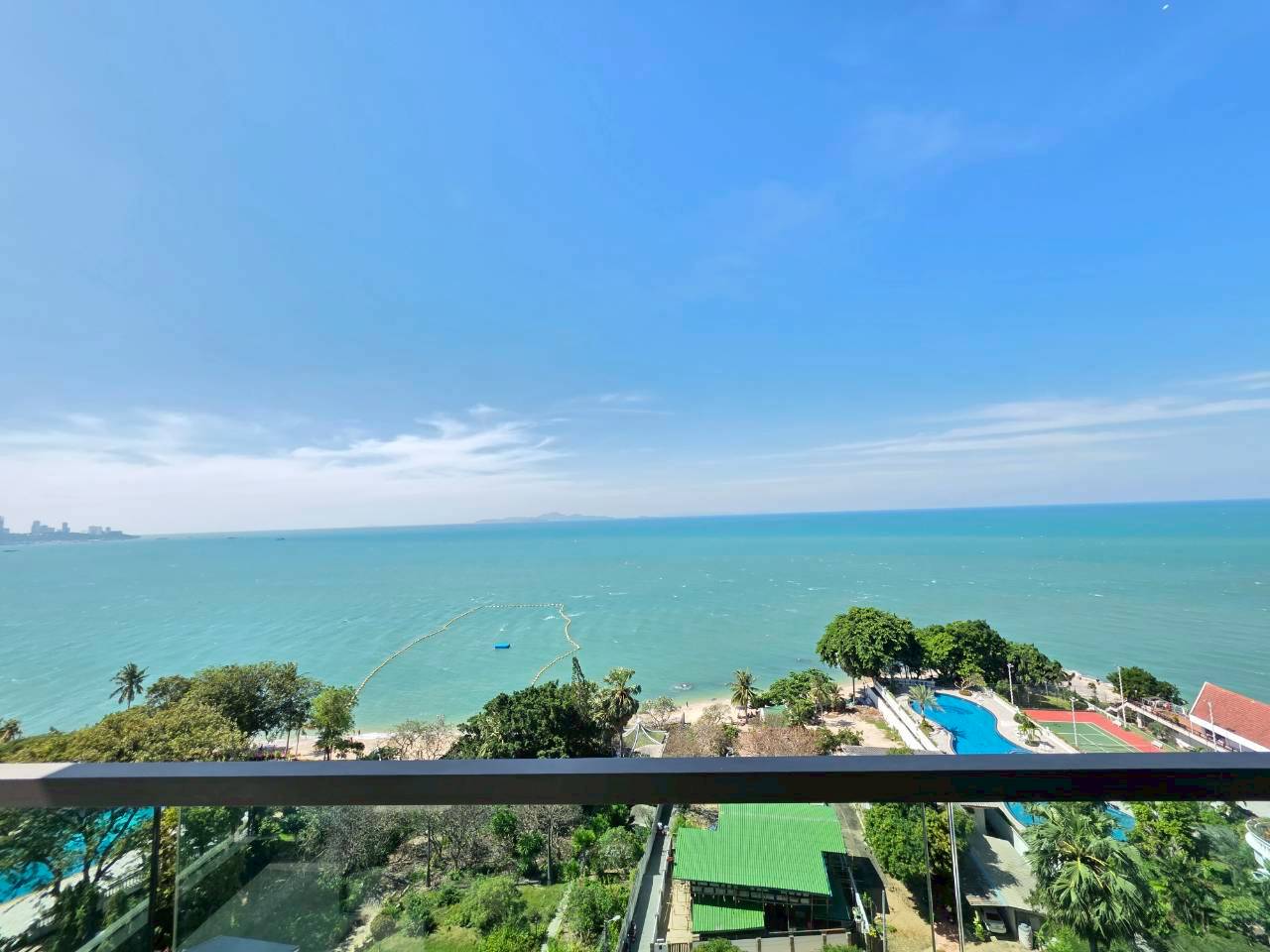 Beachfront Corner Unit - 2 Bedroom For Rent @Wongamat Tower thumbnail