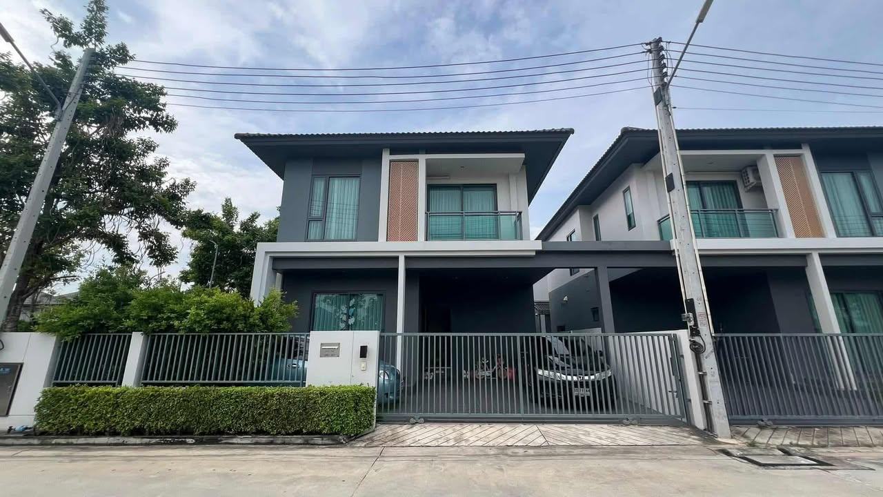 Corner Unit Home in Patta Village - Takhian Tia, Banglamung