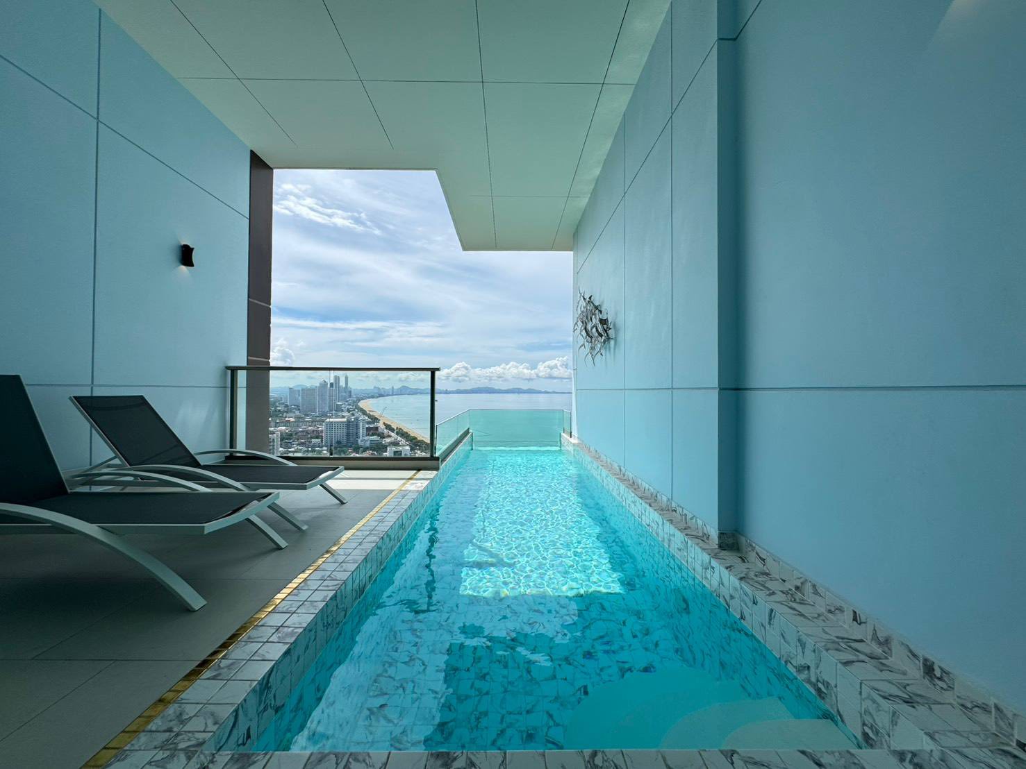 Life on the Edge - Rooftop Private Pool Condo, Copacabana