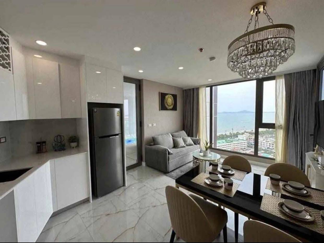 Touch The Sky - Private Pool Condo, Copacabana thumbnail