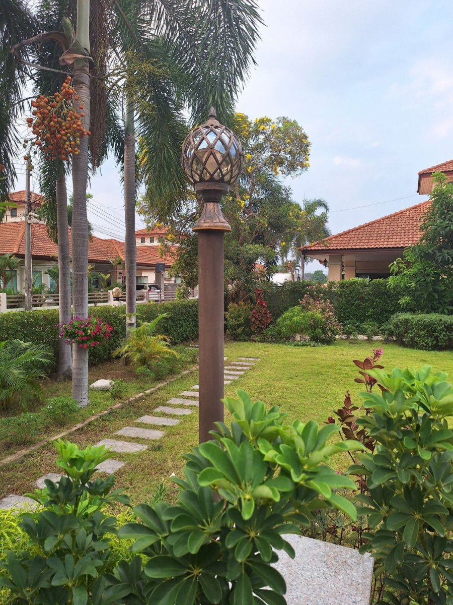 Garden Pool Villa For Sale - Soi Siam Country Club, East Pattaya thumbnail