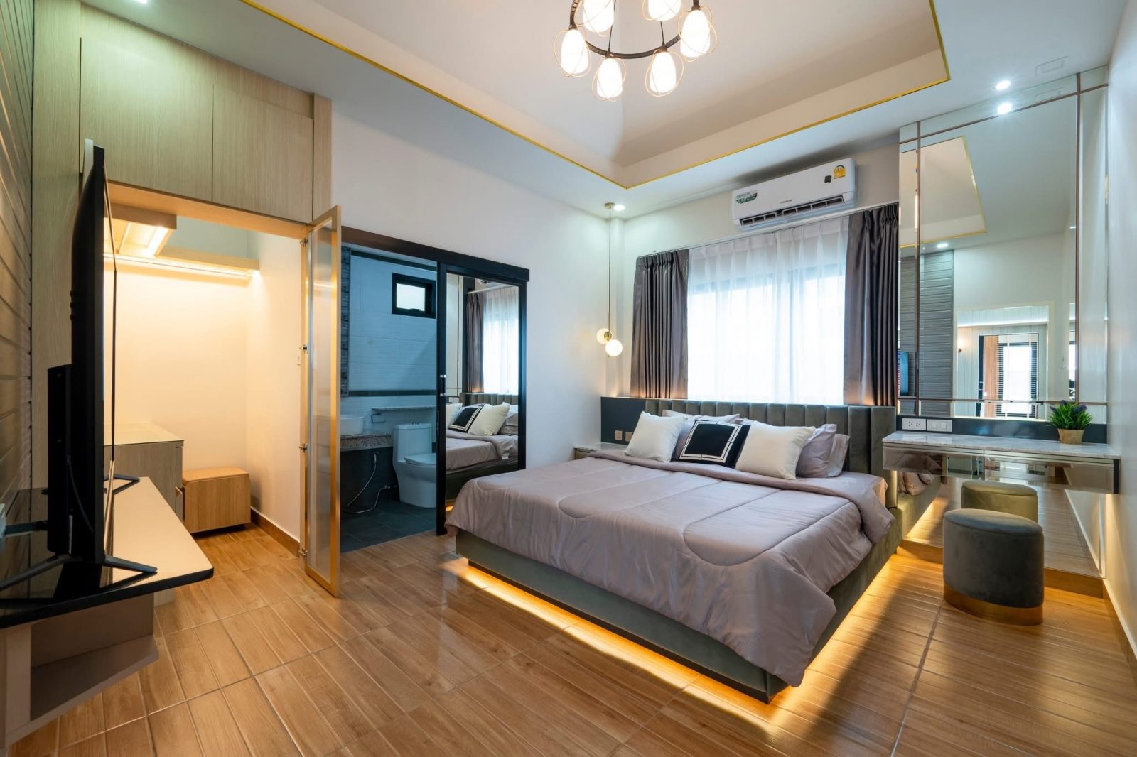 Ready-To-Move Family Home - Soi Siam Country Club, Pattaya thumbnail