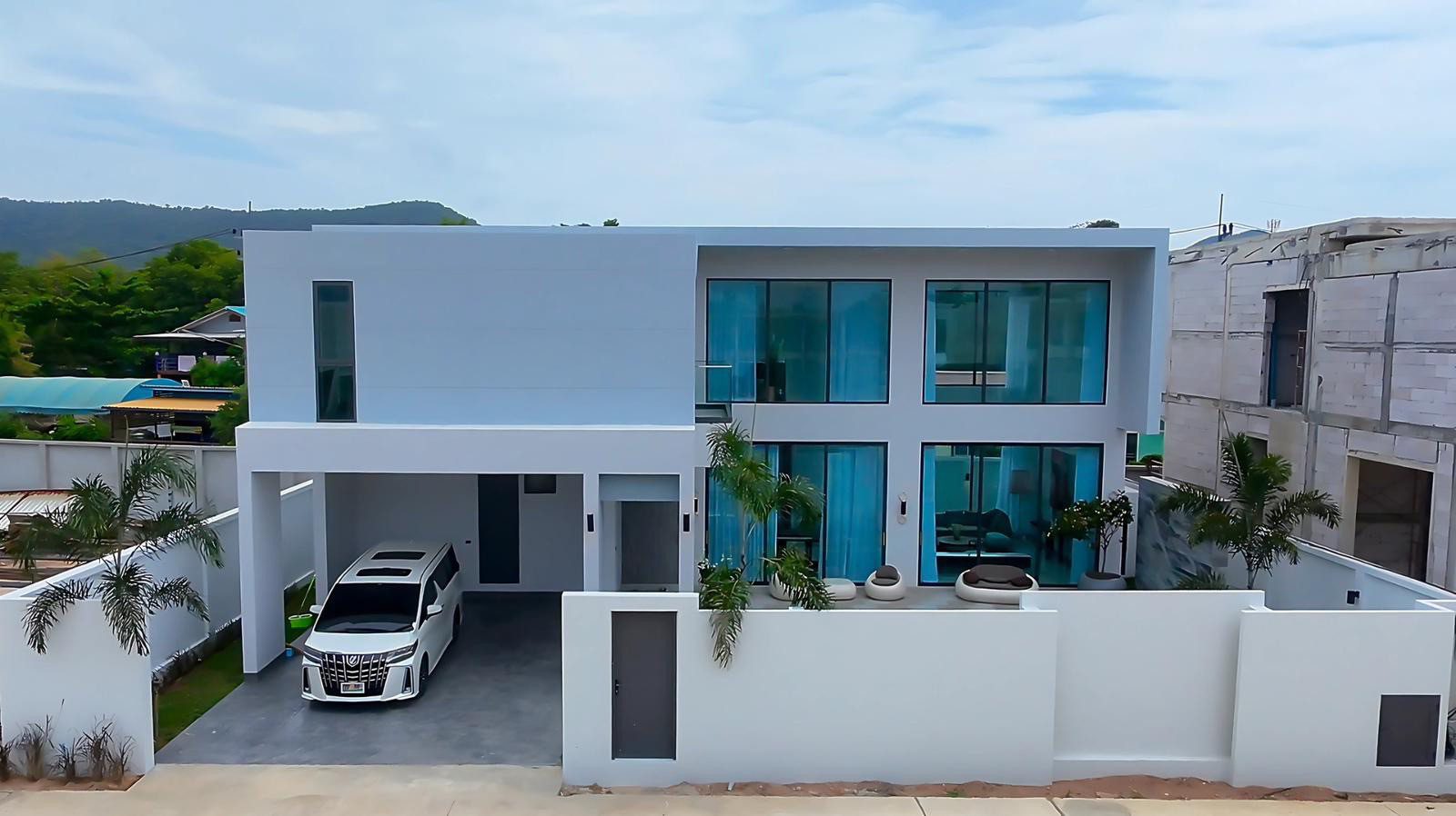 Modern Pool villa in a serene - Bangsaray location