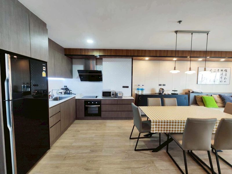 Spacious Sea View Residence For Sale View Talay 5C thumbnail