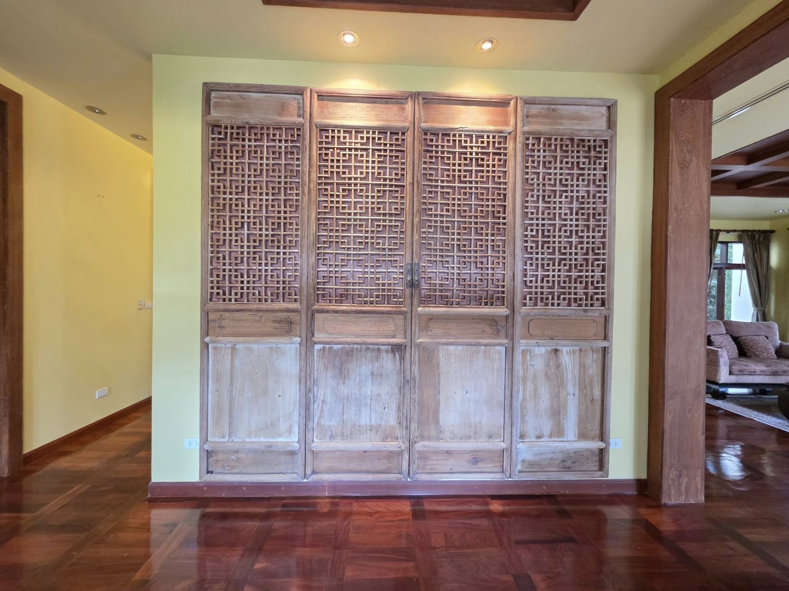 Tropical Luxury - Thai Bali Pool Villa at View Talay Marina thumbnail