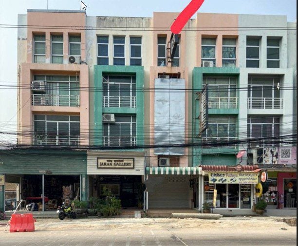 Commercial property for sale with long term contract