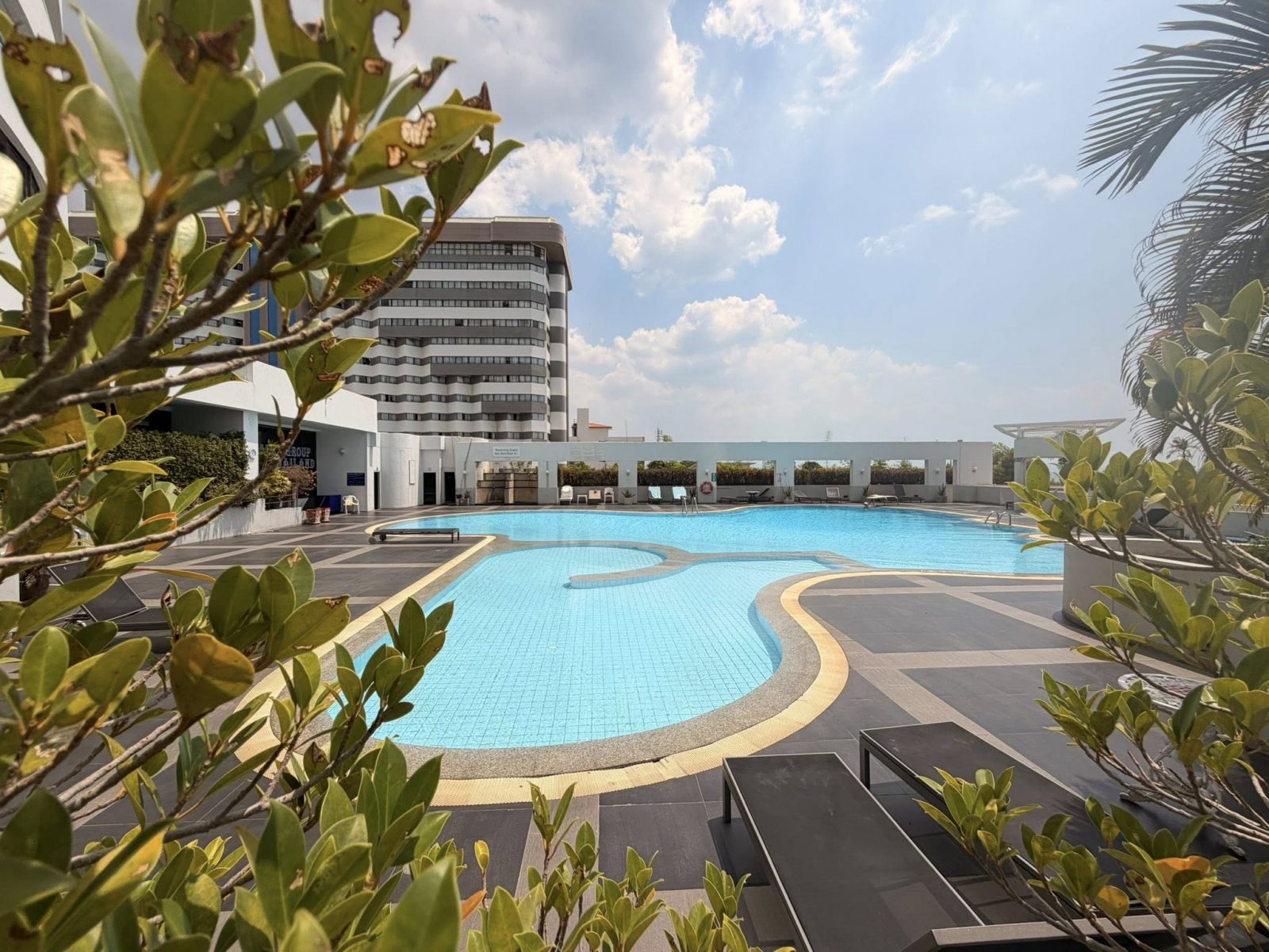 Panoramic Sea View Studio-Jomtien Plaza Condotel thumbnail