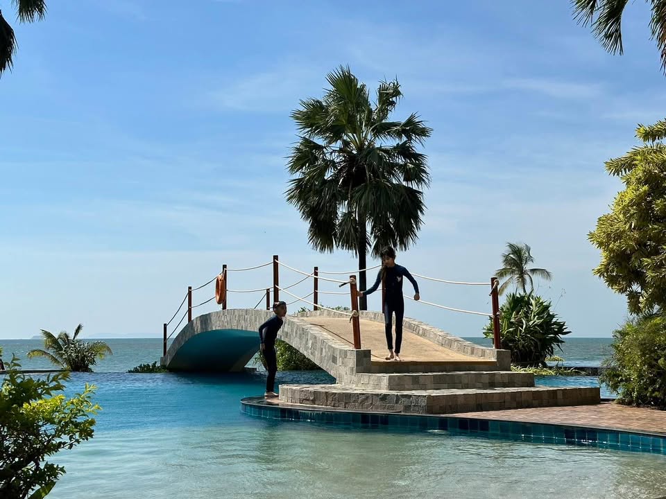 High-Floor Sea View  Residence-The Palm Wongamat Beach thumbnail