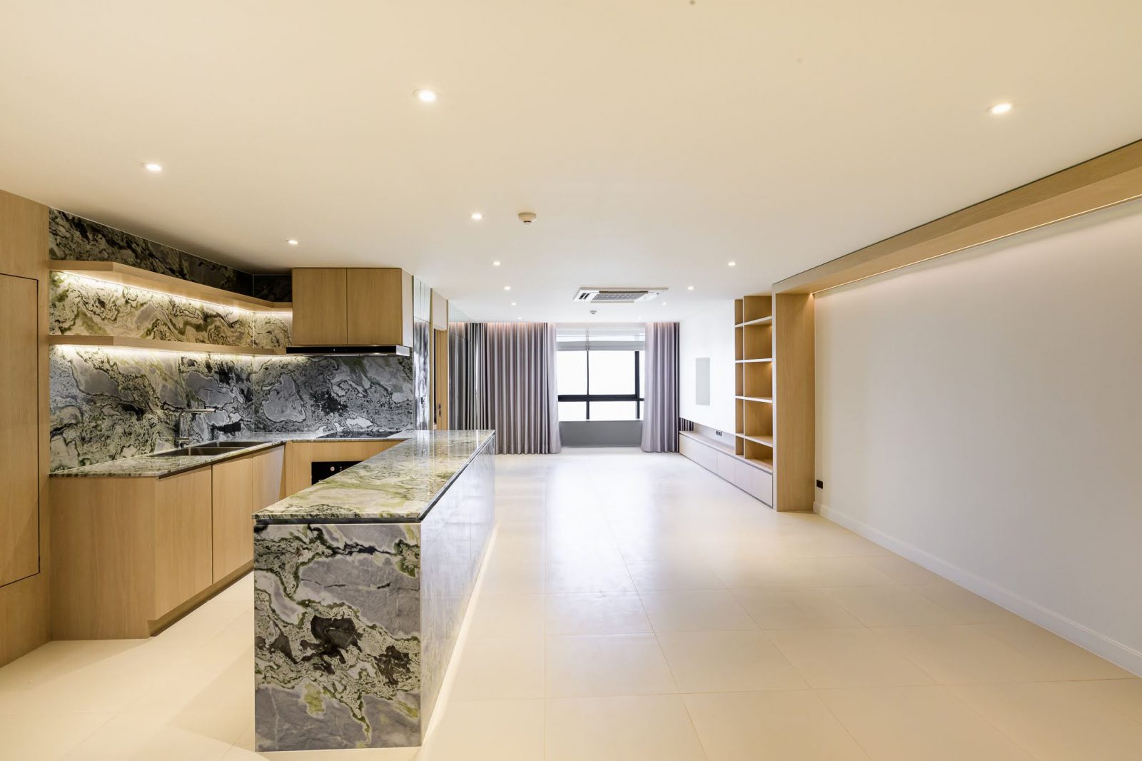 Panoramic Rea View residence -Jomtien Plaza Condotel thumbnail