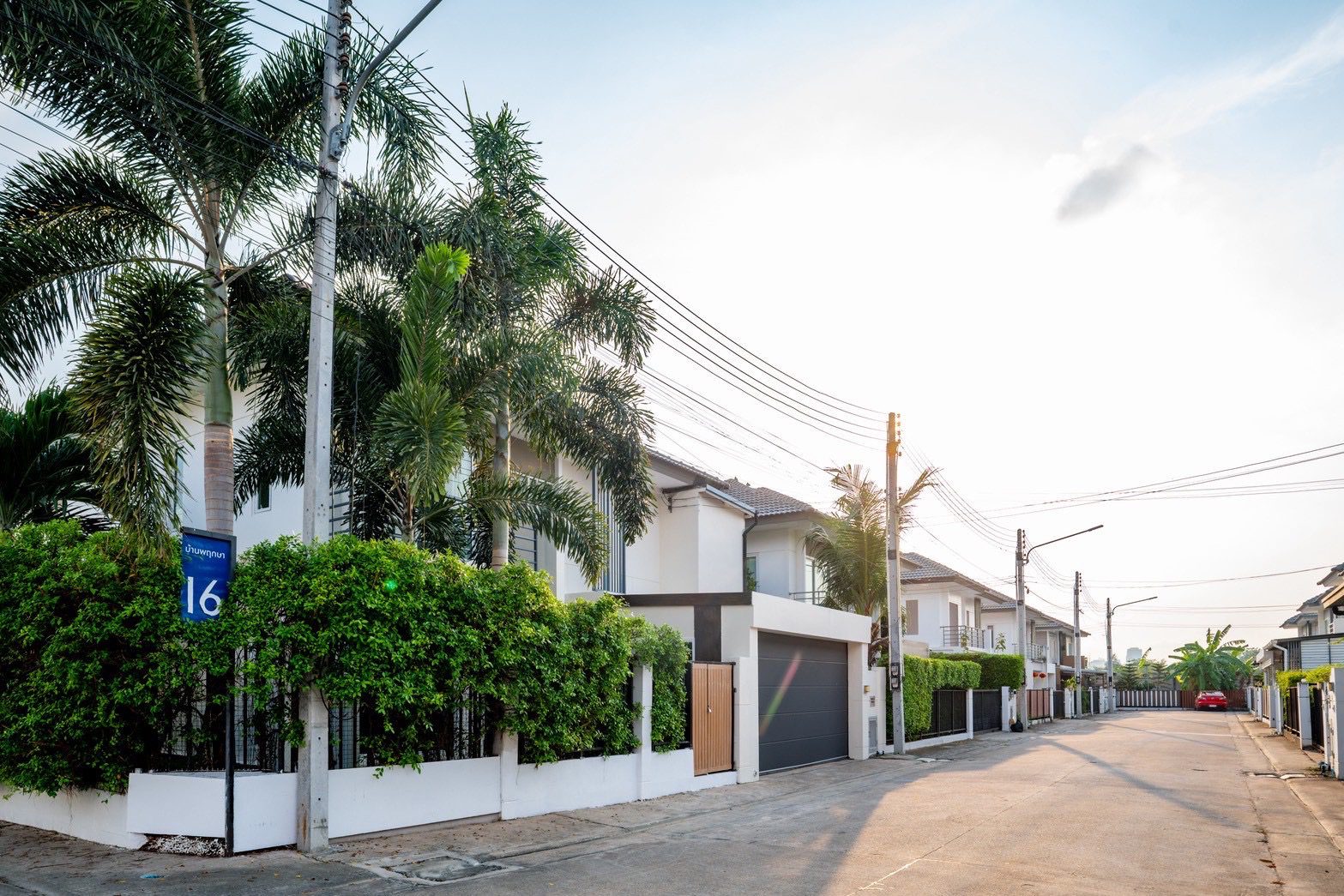 Private corner Family Home -Pruksanara Village Chaiyapruek 2-Jomtien thumbnail