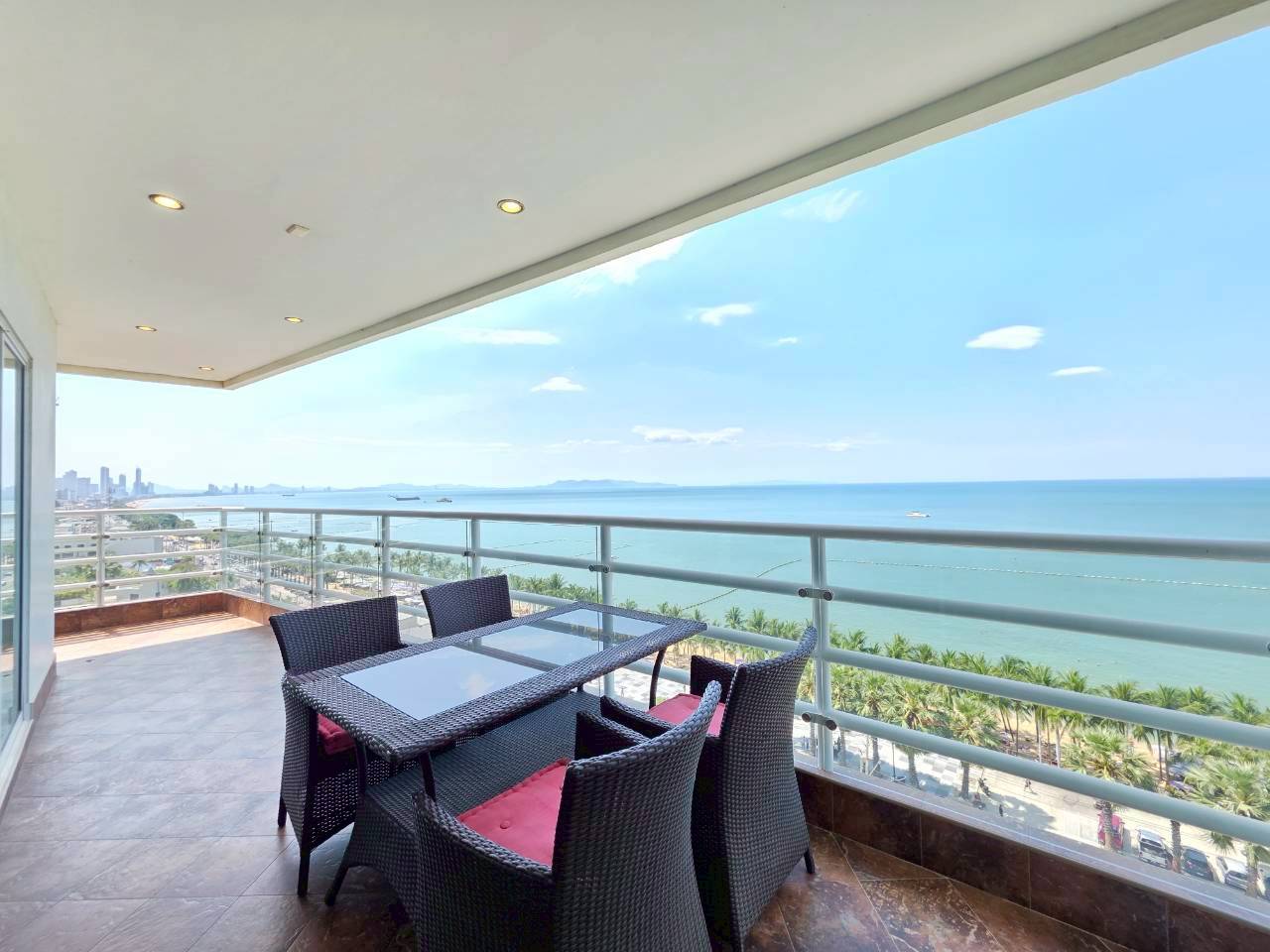 Spacious 2 Bedroom Sea View Condo for Sale at View Talay 7, Jomtien Beach thumbnail
