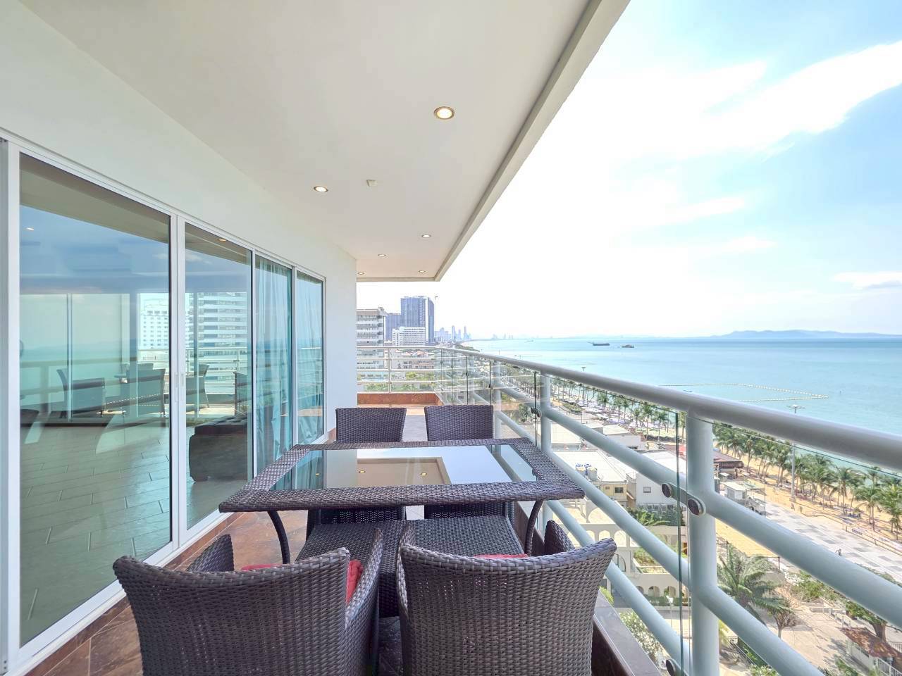 Spacious 2 Bedroom Sea View Condo for Sale at View Talay 7, Jomtien Beach thumbnail
