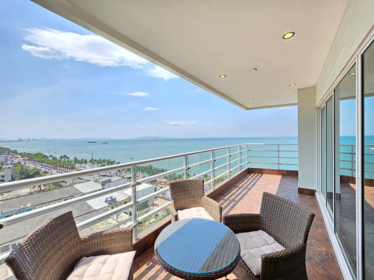 Spacious 2 Bedroom Sea View Condo for Sale at View Talay 7, Jomtien Beach thumbnail