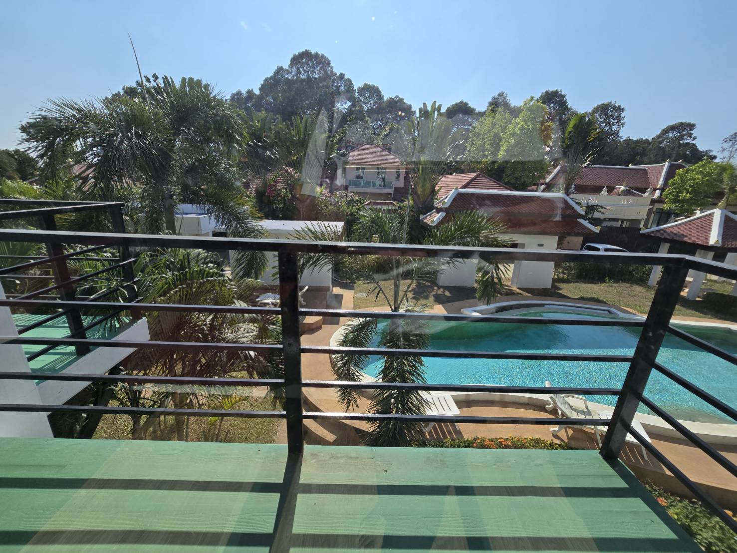 Private Pool Villa-Style Residence for Sale Sunrise Resort Pattaya thumbnail