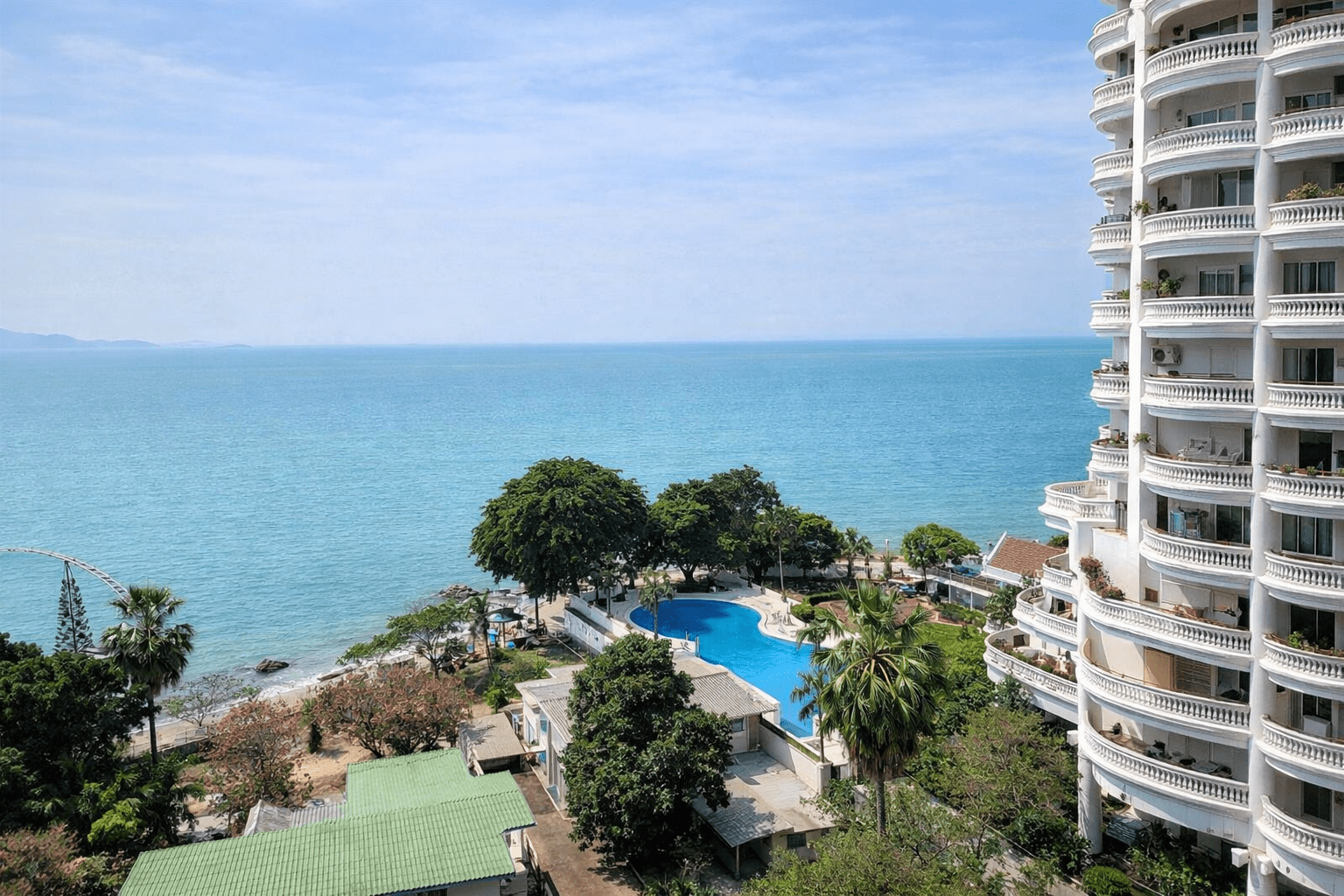 Exclusive Elevetor - Sea View 2-Bed Condo at Wongamat Tower thumbnail