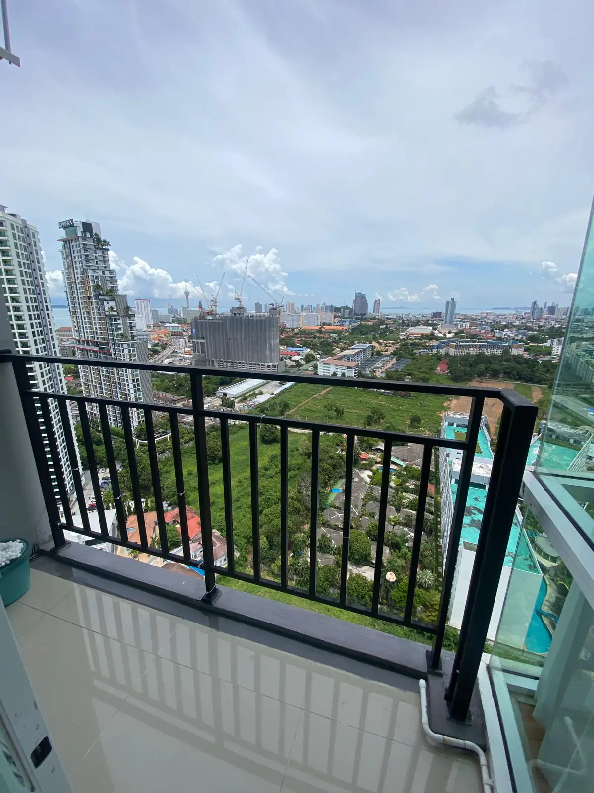 Beach Life, City Access - The Grand Jomtien