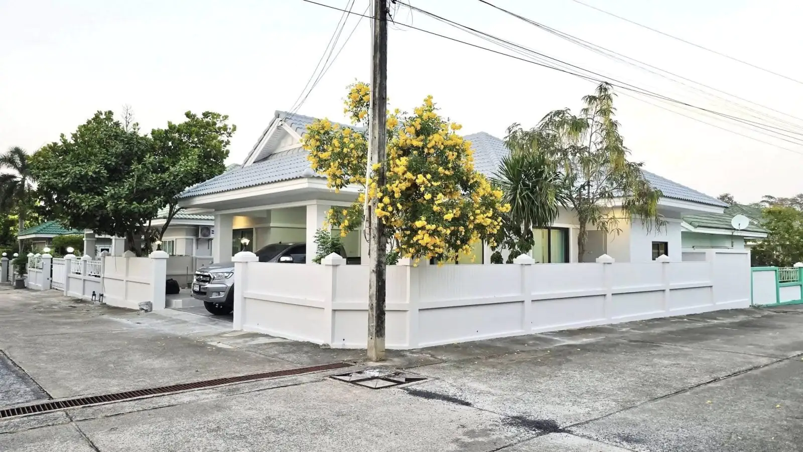 Corner House -Chalita2, Nongplalai