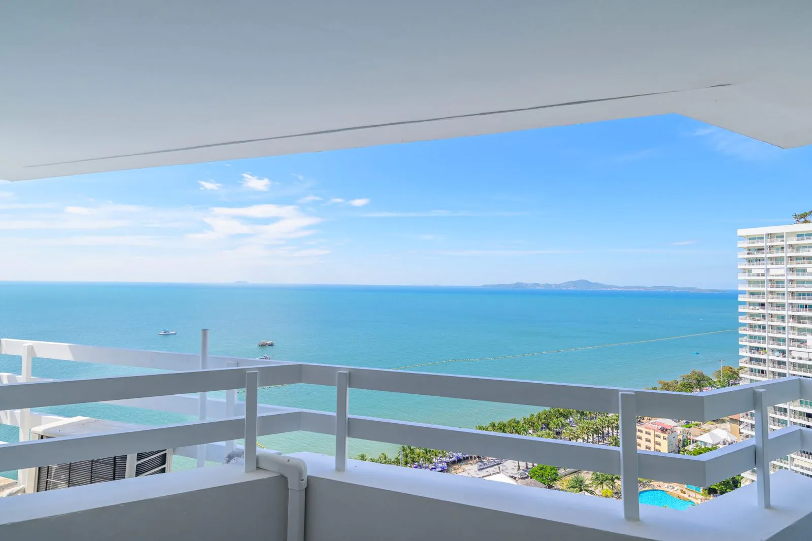 Panoramic Rea View residence -Jomtien Plaza Condotel