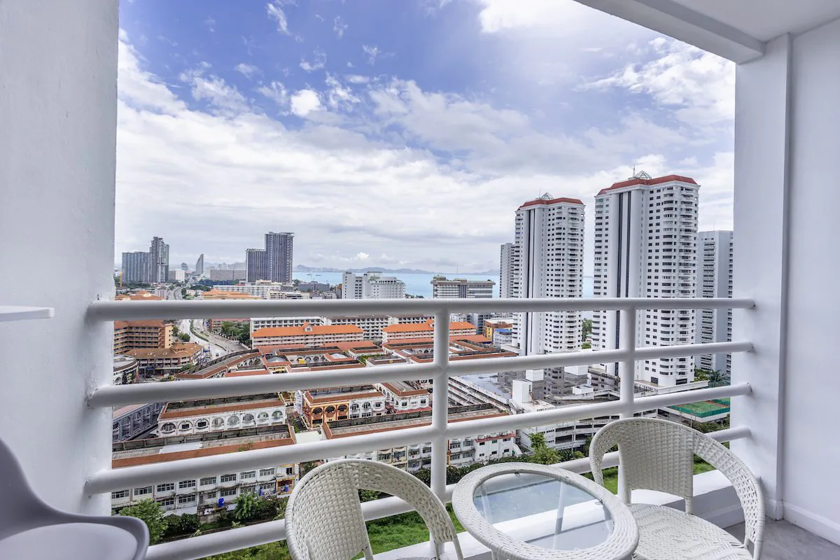 High-Floor Sea View Studio-View Talay 5D, Jomtien